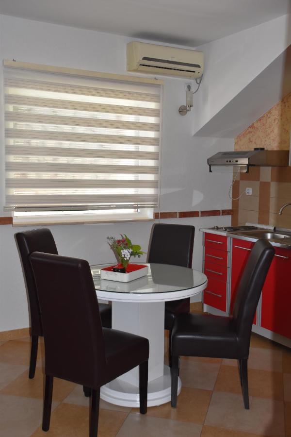 Apartments Scepanovic Tivat Exterior foto