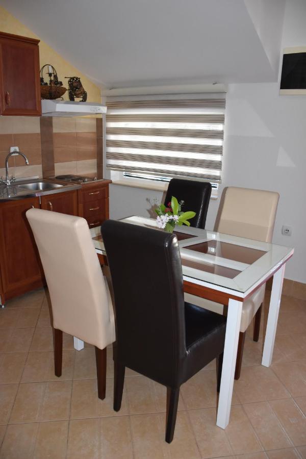 Apartments Scepanovic Tivat Exterior foto