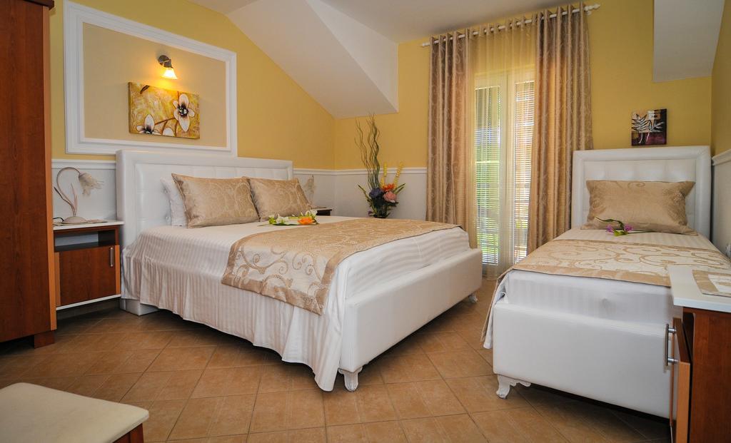 Apartments Scepanovic Tivat Exterior foto